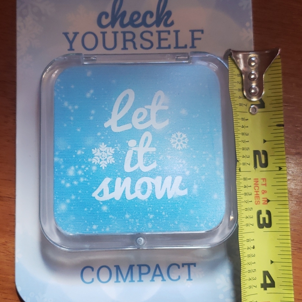 Holiday Let It Snow Compact - Picture 4 of 5